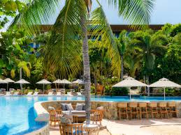 Search for accommodations in Roatán