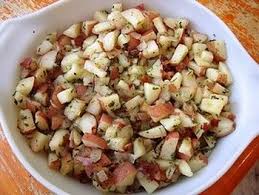 Amish Hot Dutch Potato Salad Looks Amazing Cette Salade Amish A Vraiment L Air Delicieuse Recettes Amish Plat Pomme De Terre Et Salade Pomme De Terre