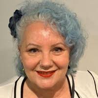 Karyn Mann's Instagram, Twitter & Facebook