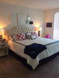Twenty Somethings First Apartment Bedroom Apartment Decorating College Bedroom Apartment Bedroom Decor Apartment Bedroom Design