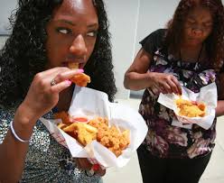 RIVERSIDE: Gourmet food trucks roll into town