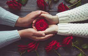 Andando à luz de tudo. A Flower Inspired Playlist For Blossoming Romance Columbus Wedding Flowers