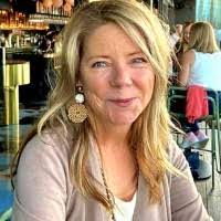 Kerrie Hanson's Instagram, Twitter & Facebook