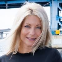 3700+ "Mandy." profiles