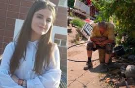 Alexandra macesanu realizó tres llamadas de auxilio desde la casa de su captor pero los oficiales llegaron al sitio 19 horas después, cuando por favor, quédate conmigo en la línea, estoy realmente asustada, suplicó alexandra macesanu a un policía en la última de sus tres llamadas a las. Crimele De La Caracal Radiografia Celor 9 Zile Si NeputinÅ£a Unui Sistem Si Eu Sunt Alexandra Foto Video