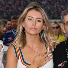 Raz rasmussen (@razcharlotte)