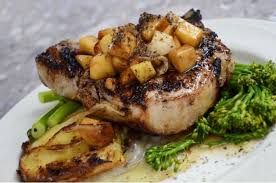 Pour the 1/4 cup olive oil into another shallow bowl. Delicious And Healthy Chicken Recipes For Diet