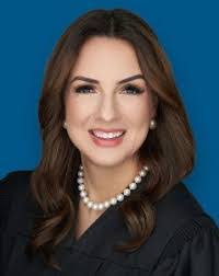 Susan Simkin's Instagram, Twitter & Facebook