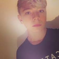 Stream Elias Mclean music