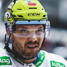 ICE: VSV trennt sich von Kapitän Derek Joslin und Simon Despres