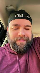 #mondaymotivation from #gentlemanwerewolf about #selflove and  #bowchikawowwow … #foreheadkissheadbuttbearhug #❤️⚒️🐻