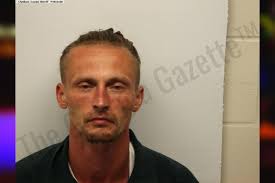 Cameron Mcelveen : https://thegeorgiagazette.com/chatham/cameron-mcelveen-4/