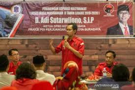 Surabaya, indonesia — vira dan endang, keduanya ibu rumah tangga, baru saja melangkahkan kakinya keluar. Pdip Surabaya Advokasi Persoalan Warga Hadapi Pilkada Surabaya Antara News