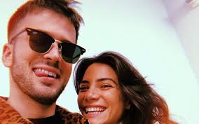 Carolina carvalho tem no currículo novelas como «rainha das flores», «amor maior» e «vidas opostas». David Carreira E Carolina Carvalho As Declaracoes De Amor Do Casalinho Vip Pt