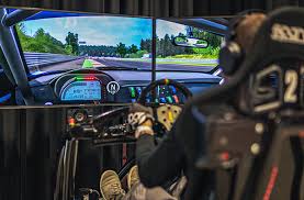 Fourteen racing simulators you can race everything from go karting to f1. Racing Simulator Munchen Jochen Schweizer
