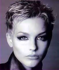 Mayra Becerra (mayrobiss)