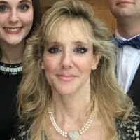 Rhonda Farber's Instagram, Twitter & Facebook