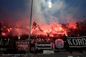 Find and follow posts tagged olympiakos piraeus on tumblr. Ultras In Griechenland Paok Wird Meister Die Pyro Fans Drehen Durch Watson