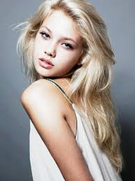 Want Beautiful Blonde Hair Like This But Don T Want To Use Bleach Luckily There Is Often An Alternative Light Blonde Hair Blonde Hair Color Light Blonde