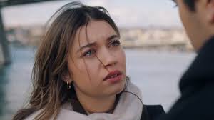 Una nueva vida, avance del capítulo de hoy: Ferit confiesa a Seyran que no  puede olvidarla