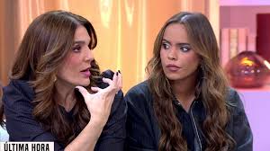 Raquel Bollo, cara a cara con Gloria Camila tras los rumores que la relacionan con su hijo - Fiesta