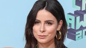 Shopbop offers assortments from over 400 clothing, shoe, and accessory designers. Lena Meyer Landrut Mit Diesem Sexy Badesee Foto Beendet Sie Ihre Instagram Pause
