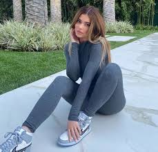 Free returnexchange or money back guarantee for all orderslearn more. Celebrities Are Obsessed With Nike S Air Jordan Shoes People Com