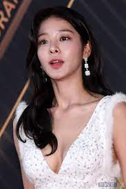 설인아 화보 설인아 인스타그램 설인아 인스타그램(비키니) 설인아 프로필 직 업: í¬í†  ì„¤ì¸ì•„ ë² ì´ê¸€ë…€ì˜ ì •ì„2019 Kbs ì—°ê¸°ëŒ€ìƒ í•œê²½ë‹·ì»´