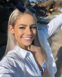 ella farmer (@ellafarmer) • Instagram photos and videos