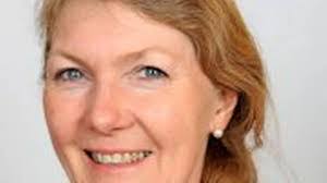 Marianne Overton's Instagram, Twitter & Facebook