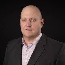 Tom Estep's Instagram, Twitter & Facebook