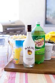 The blue ivy is one of my favorite malibu rum drinks, not only for its stunning color, but also for the 2.5 oz of malibu rum in it. Pineapple Rum Punch A Night Owl Blog