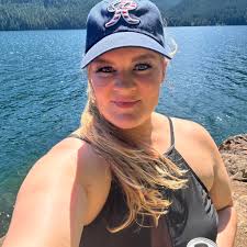 1910 book offers health and beauty advice online