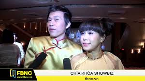 Cả hai diễn ăn ý trên sân khấu. Hoai Linh Viá»‡t HÆ°Æ¡ng Ä'Æ°á»£c Chao Ä'on Trong Quy Tá»­ Báº¥t Ä'áº¯c DÄ© Youtube