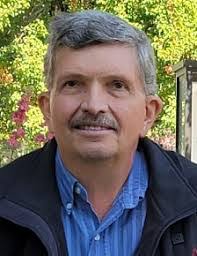 Dale Earle's Instagram, Twitter & Facebook