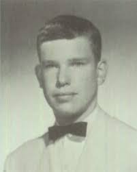 Lamar Barker's Instagram, Twitter & Facebook