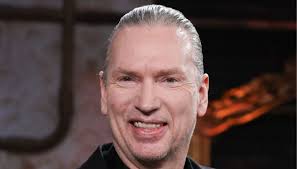 Ana Carol Serra OF creamy finish