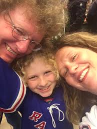 Dina Marie Behr (@BehrDina)