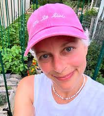 Stacy Sager's Instagram, Twitter & Facebook