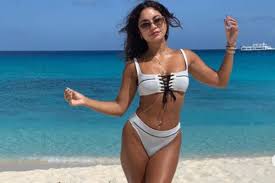 Her family moved to san diego, california, while she was still a toddler. Vanessa Hudgens Posts Distraction Series On Instagram As Anxiety Around Us Elections Increases