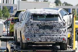 Apr 29, 2021 · こちらが今回スパイショットされた新型ランドクルーザー300のサイドビュー。 車両は中東市場向けの個体だと思われますが(日本市場向けは2021年7月1日より生産スタート)、足もとには20インチのマルチスポークアルミホイール(しかも6穴式！ Bg Furniture For You