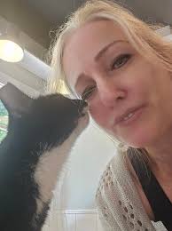 Went to Cat Cafe in Dayton, OH. They have Cats and Cocktails or Cats and  Coffe.