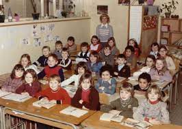 Découvrez ce que sont devenus vos anciens amis et reprenez contact ! Photo De Classe Foto De Classe Retrouver Grace A Copain D Avant De 1978 Ecole Chabrier Copains D Avant