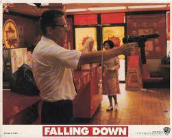 The guy is having a breakdown; Fotografia Original Falling Down Michael Dougla Kaufen Fotos Und Postkarten Von Schauspielern In Todocoleccion 182731840