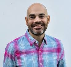 Brett Stoner's Instagram, Twitter & Facebook