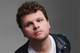 Keith Drinkel's Instagram, Twitter & Facebook