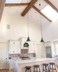 39 stunning vaulted ceiling design ideas