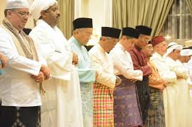 The office was established in 1957 when the federation of malaya (now malaysia) gained independence from the united kingdom. Majlis Berbuka Puasa Kebawah Duli Yang Maha Mulia Seri Paduka Baginda Yang Di Pertuan Agong Al Sultan Abdullah Ri Ayatuddin Al Mustafa Billah Shah Bersama Perdana Menteri Dan Ahli Kabinet Portal Rasmi Unit Perancang Ekonomi