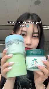 ពេលខ្លះផ្លាស់ប្តូរស្ទាយផាត់មុខថ្មីៗក៏សប្បាយម្យ៉ាងដែរ!✨  ចឹងថ្ងៃនេះយើងមកសាកផាត់មុខបែបស្រាលៗពណ៌ស៊ីជំពូរសម្រាប់និទាឃរដូវជាមួយនឹង ...