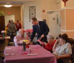 Local senior veterans celebrate Valentine's Day with Messmer